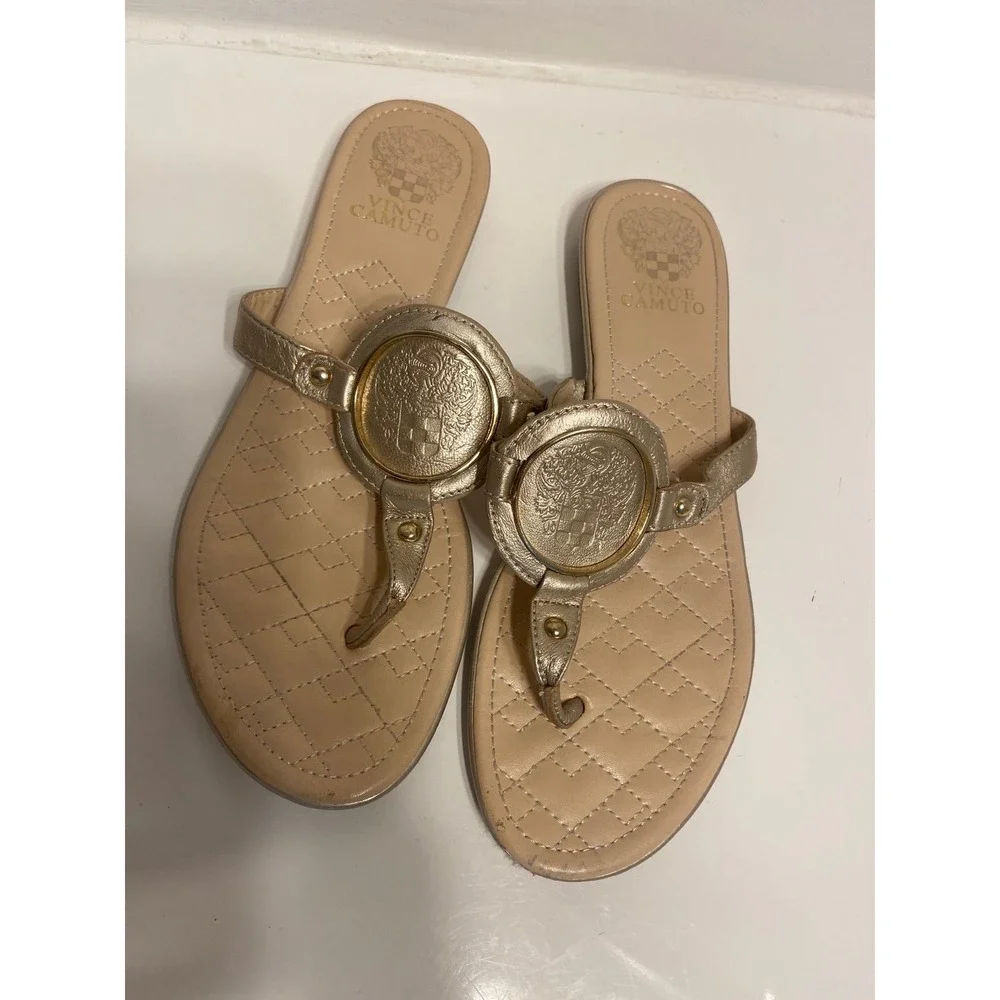 Vince Camuto Size 9 M BRAIDA Oyster Metallic Gold Bushun Leather Thong Sandals